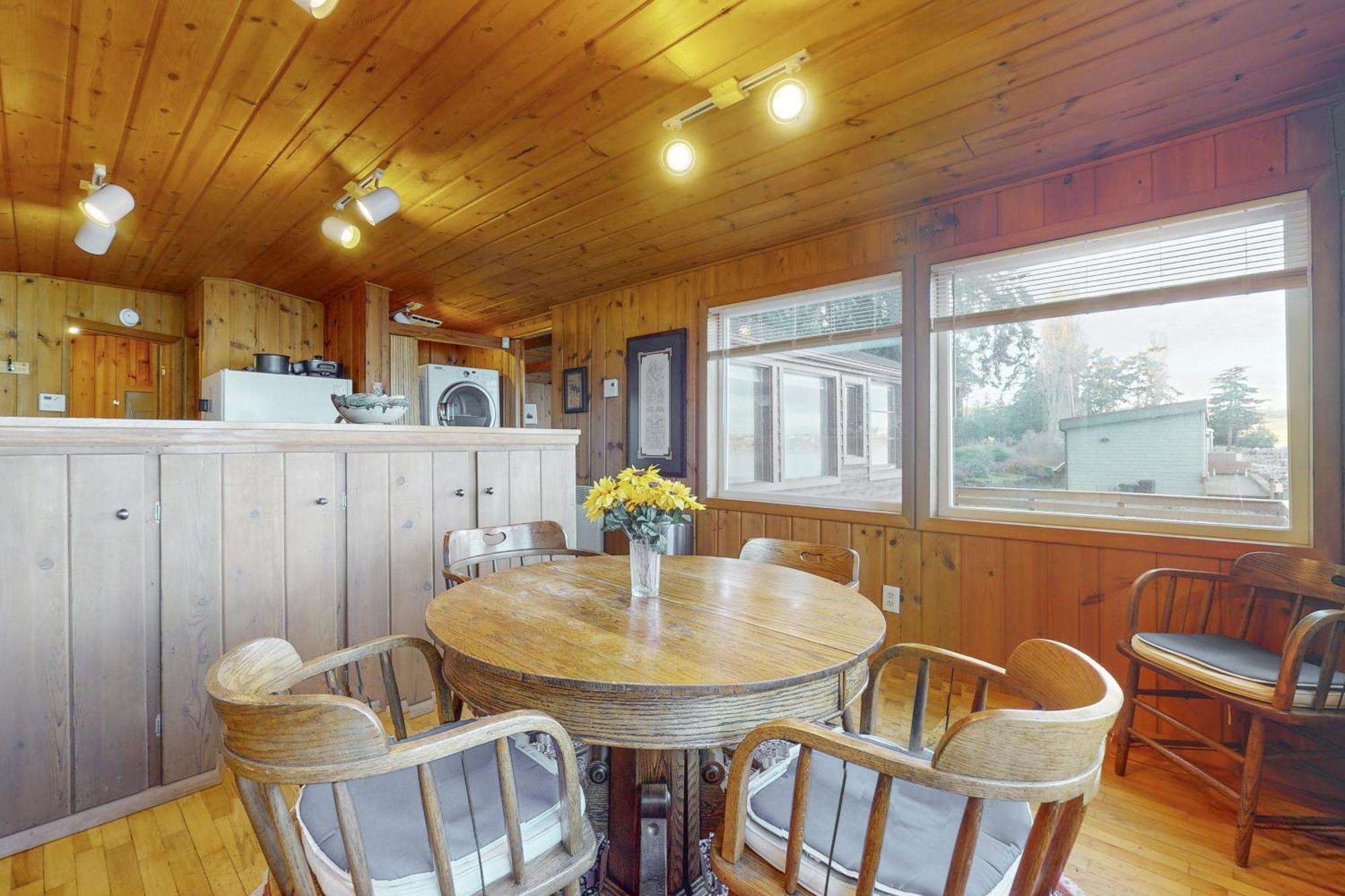 The Cabin At Penn Cove Coveland Luaran gambar